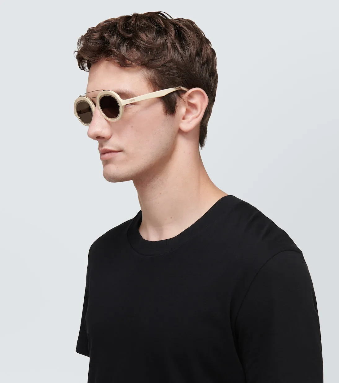 ff Fendi oval sunglasses, white